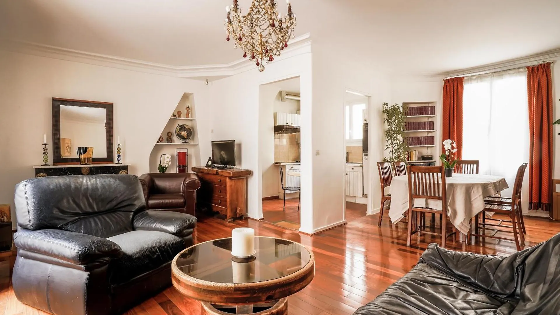 Apartment In Rue Saint-Honore Paris