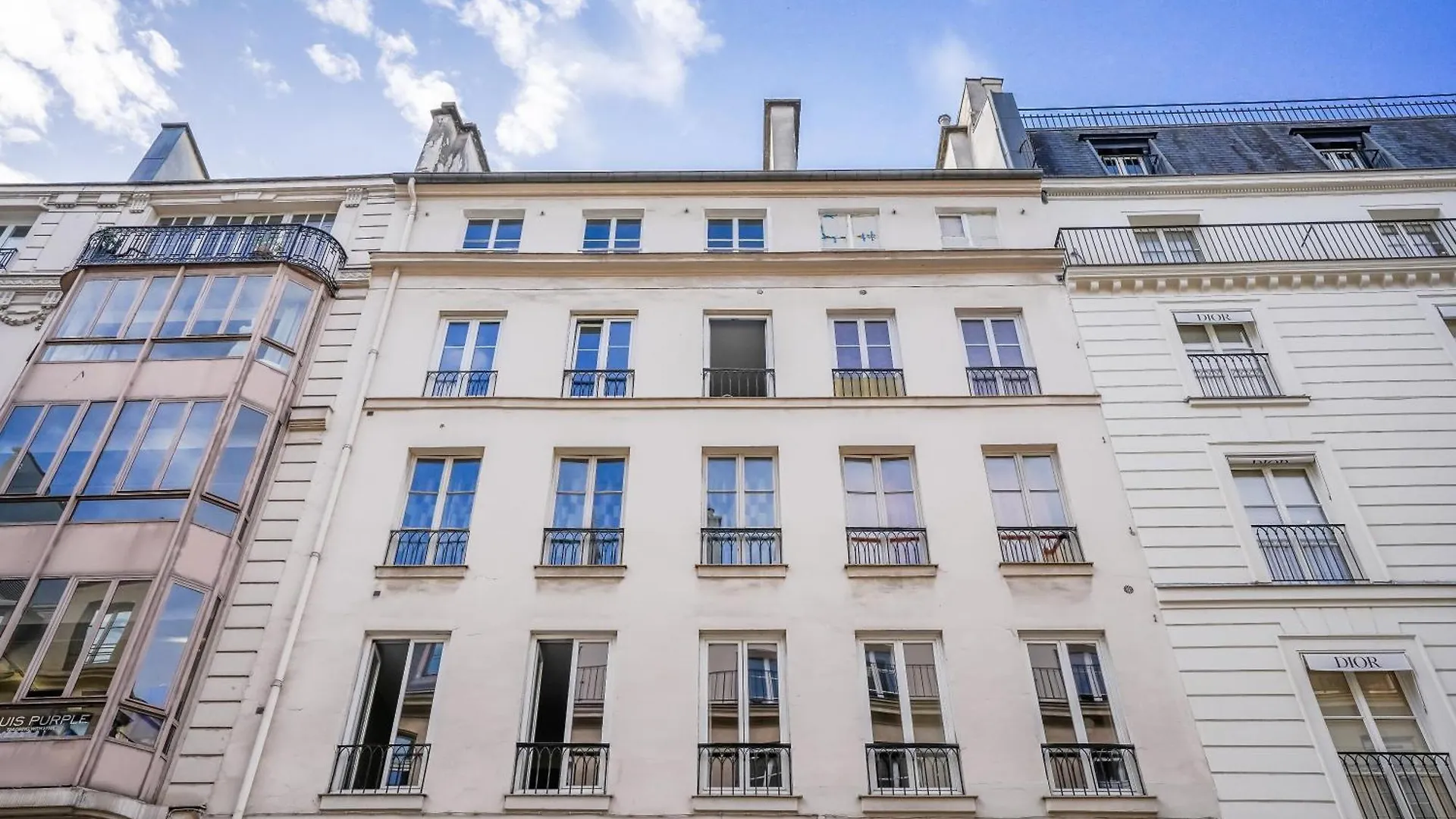 Apartment In Rue Saint-Honore 파리